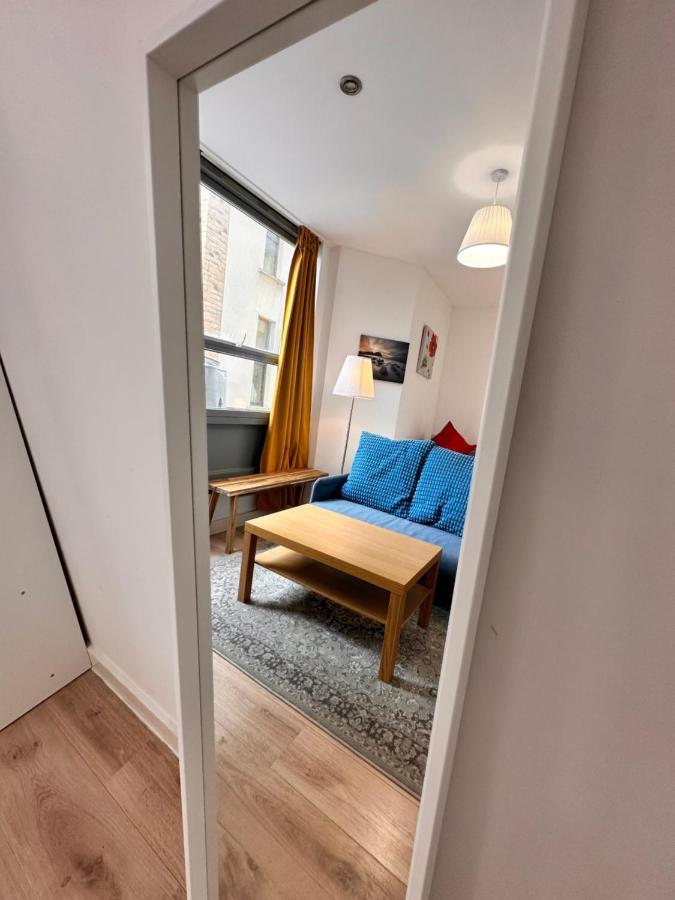2 Modern Double In The Heart Of Brick Lane * Londra