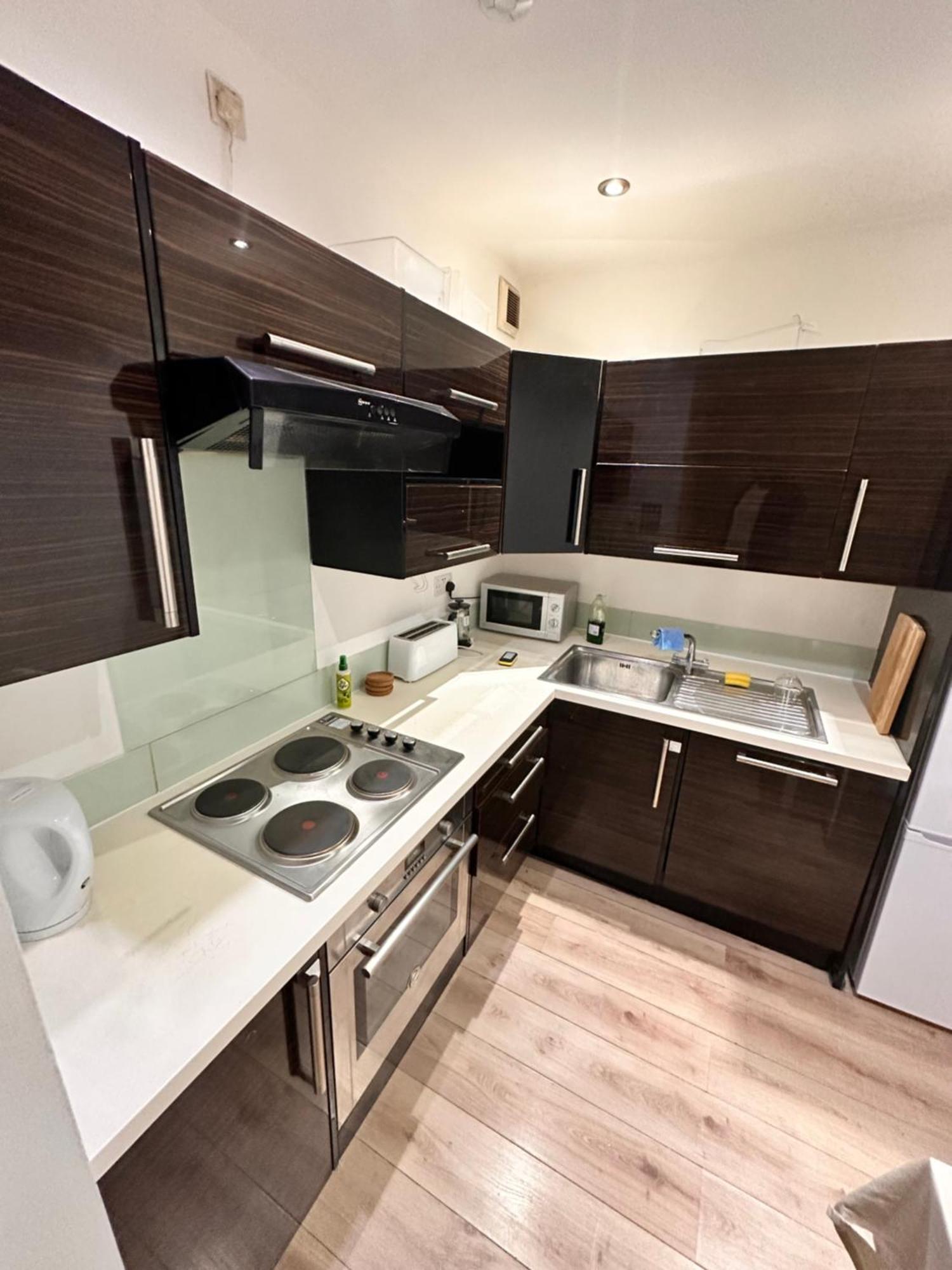 2 Modern Double In The Heart Of Brick Lane * Londra